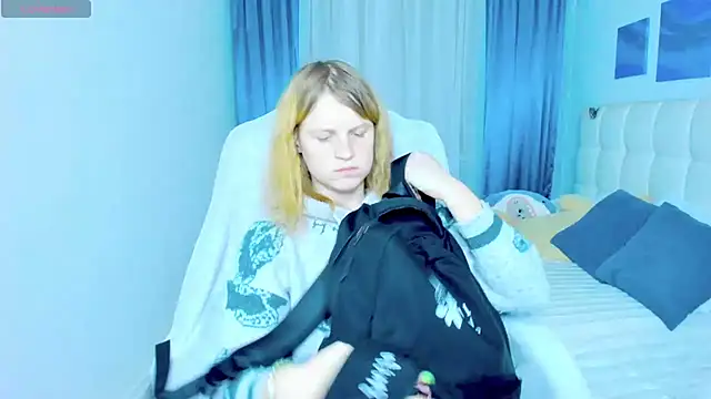 Kathlyn  Heath online show from 11.19.25