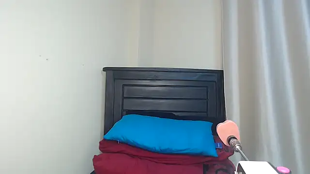 Snapshot of NIKKIE_LOVE chatting on 03.23.25 NIKKIE LOVE online show from 03.23.25