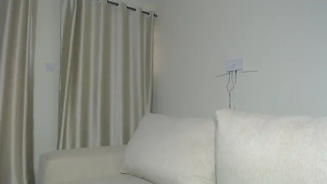 Snapshot of NIKKIE_LOVE chatting on 09.29.25 NIKKIE LOVE online show from 09.29.25