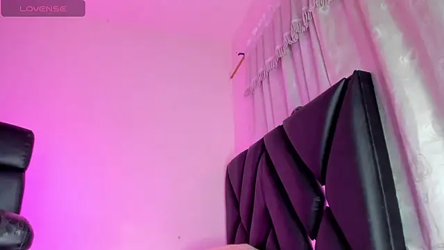 stephany doll  online show from 10.21.25