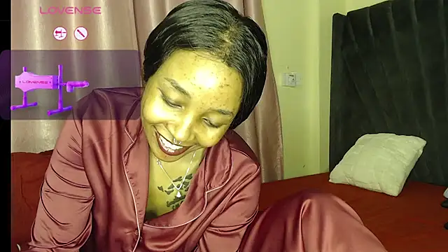 Snapshot of sexycabdy chatting on 12.21.24 sexycabdy online show from 12.21.24