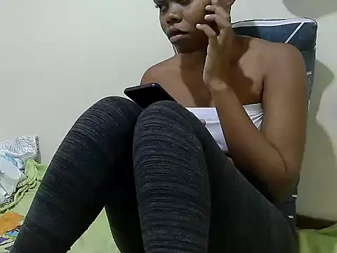 Snapshot of maggyjan chatting on 06.06.26 maggyjan online show from 06.06.26