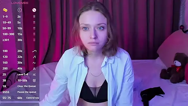 Linda Bryant online show from 01.03.25