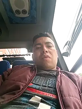 Snapshot of Diego_leon27 chatting on 12.27.24 Diego leon27 online show from 12.27.24