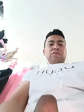 Snapshot of Diego_leon27 chatting on 01.20.25 Diego leon27 online show from 01.20.25