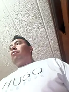 Snapshot of Diego_leon27 chatting on 01.21.25 Diego leon27 online show from 01.21.25