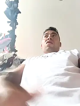 Snapshot of Diego_leon27 chatting on 01.28.25 Diego leon27 online show from 01.28.25