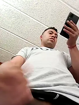 Snapshot of Diego_leon27 chatting on 02.11.25 Diego leon27 online show from 02.11.25