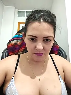 Mia Hampton online show from 02.24.26