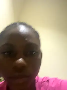 Snapshot of xstarpussy chatting on 11.13.25 xstarpussy online show from 11.13.25