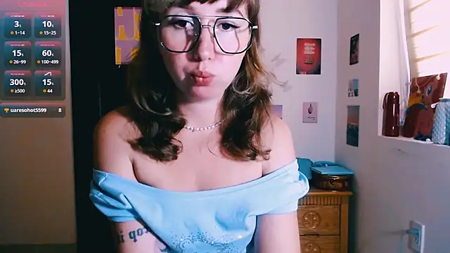 Cosmo Riri online show from 04.05.26