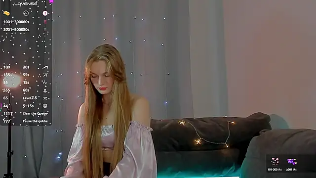 Snapshot of Barbie-Doll- chatting on 12.09.24 Barbie-Doll- online show from 12.09.24