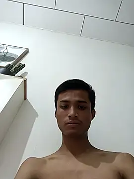 Hunter Hault online show from 02.03.25