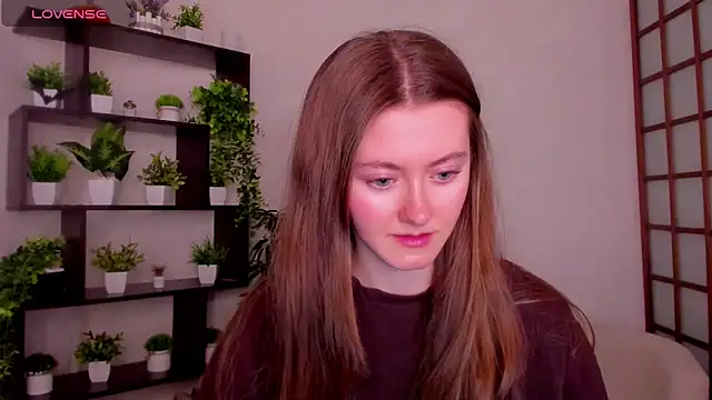 KateCuddle online show from 12.01.25