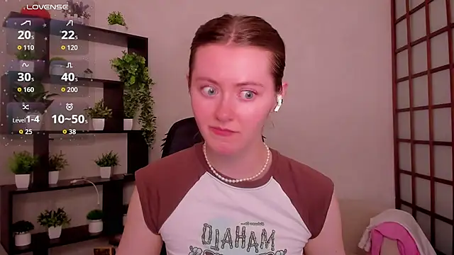 KateCuddle online show from 06.18.26