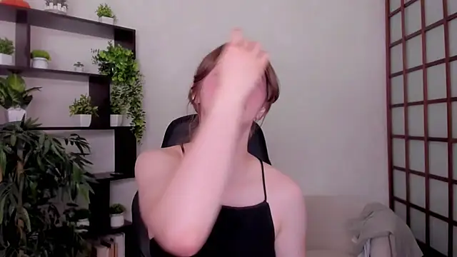 KateCuddle online show from 07.10.26