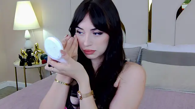 Betty Bridge online show from 10.19.25