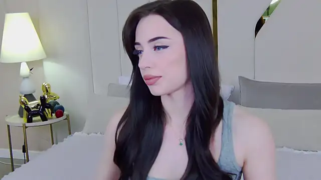 Snapshot of Betty_Bridge chatting on 02.04.26 Betty Bridge online show from 02.04.26