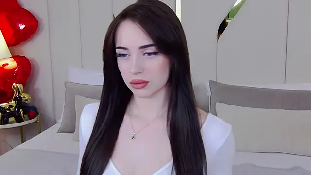 Snapshot of Betty_Bridge chatting on 02.12.26 Betty Bridge online show from 02.12.26