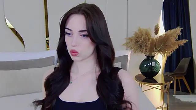 Snapshot of Betty_Bridge chatting on 02.27.26 Betty Bridge online show from 02.27.26