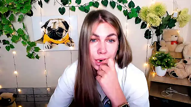 Snapshot of Sport_Tall_Doll chatting on 11.15.25 Sport Tall Doll online show from 11.15.25