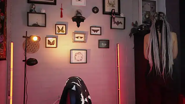 insania 9999  online show from 02.25.26