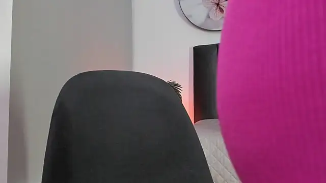 SaharaGarcia   online show from 02.12.25