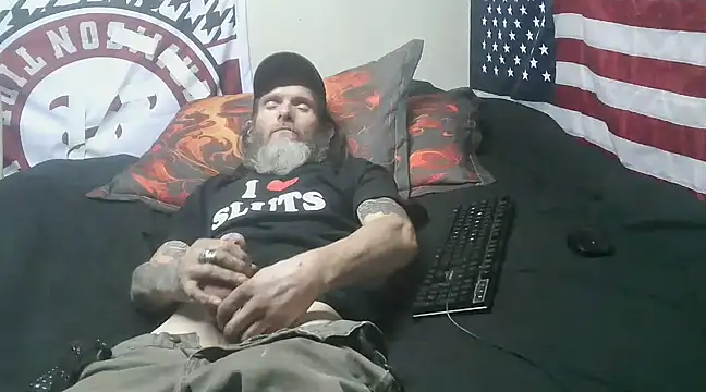 Snapshot of Spotless_Load chatting on 02.05.25 Spotless Load online show from 02.05.25