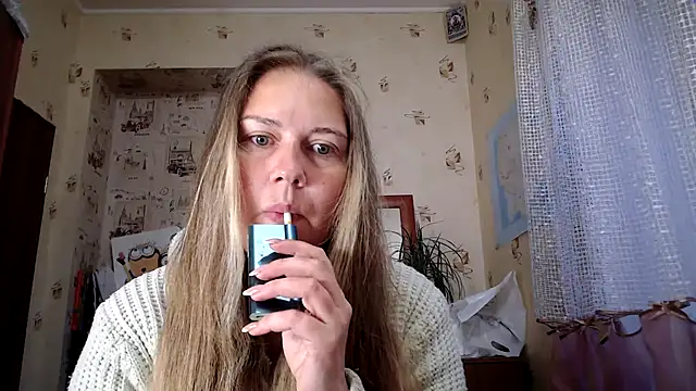 Snapshot of dream_alexa chatting on 04.29.26 dream alexa online show from 04.29.26