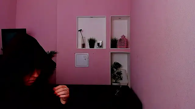 Persephoni online show from 01.25.25