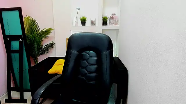 Persephoni online show from 03.16.25