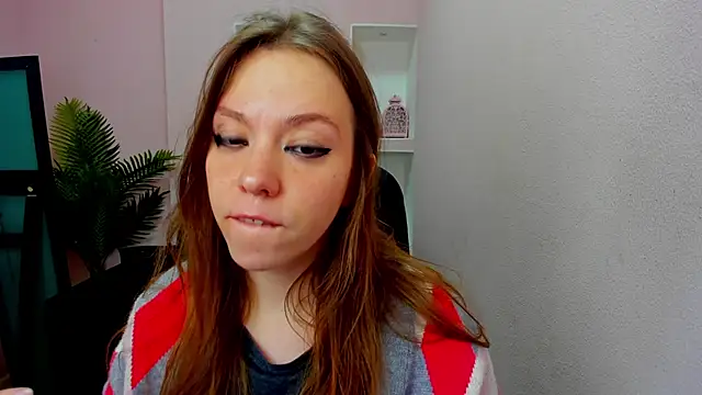 Persephoni online show from 09.09.25