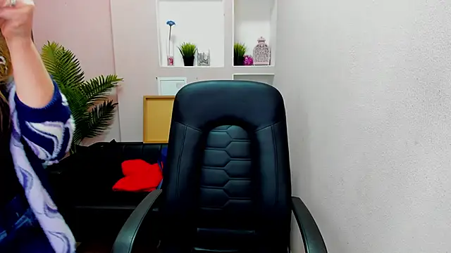 Persephoni online show from 09.27.25