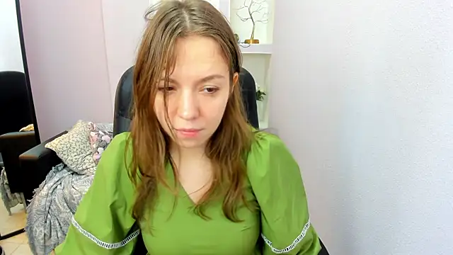 Snapshot of Persephoni chatting on 07.12.26 Persephoni online show from 07.12.26