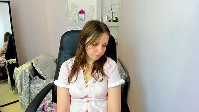 Snapshot of Persephoni chatting on 07.12.26 Persephoni online show from 07.12.26