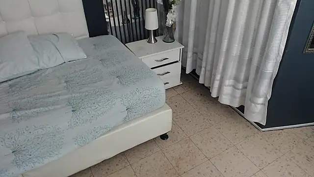 LiaVillalobos online show from 02.13.26