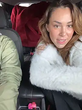 LeaGambit   online show from 11.21.25