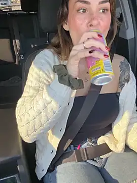 LeaGambit   online show from 02.12.26