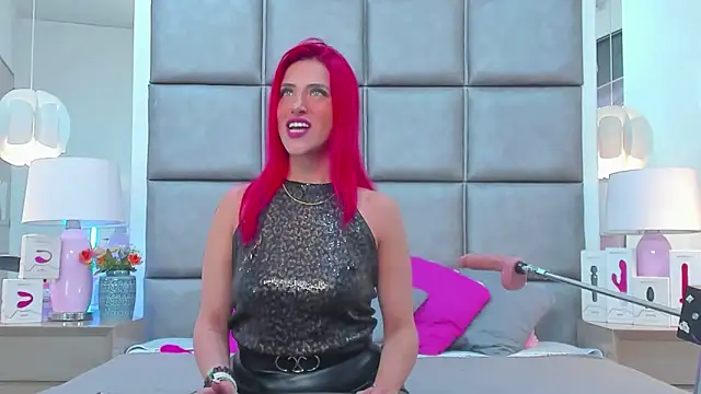 AllissaBrowm online show from 02.22.25