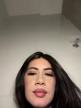 clarachanelricek online show from 12.15.24