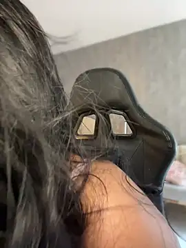 clarachanelricek online show from 02.14.25