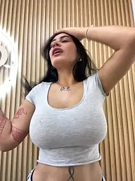 clarachanelricek online show from 03.15.25