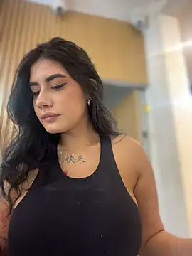 clarachanelricek online show from 11.19.25