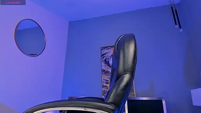 SophieBarnett online show from 12.16.25