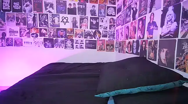 Snapshot of BonnieStardust chatting on 03.09.25 BonnieStardust online show from 03.09.25