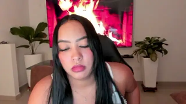 brunetenikole02 online show from 04.29.26