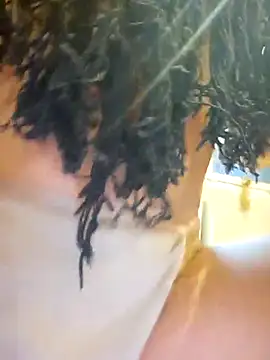 Snapshot of sexynini83 chatting on 03.03.25 sexynini83 online show from 03.03.25