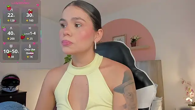 dominique25  online show from 09.13.25