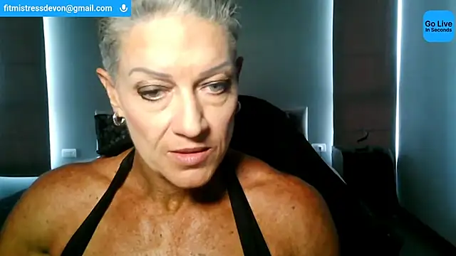 Snapshot of Devon2020 chatting on 06.27.26 Devon2020 online show from 06.27.26