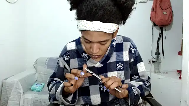 angelamarie1 online show from 10.21.25